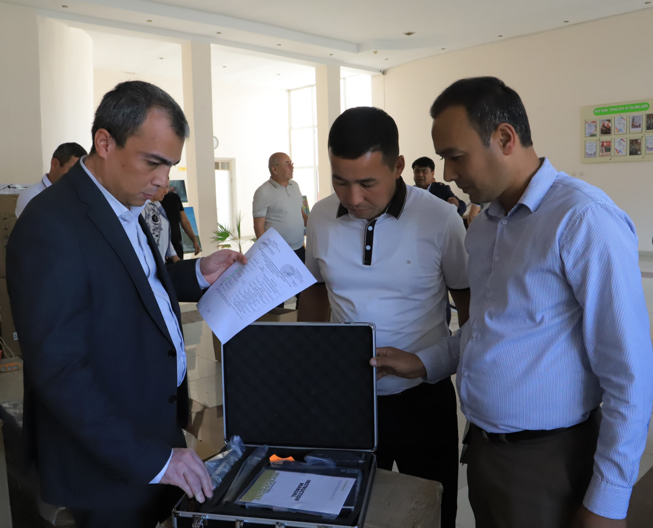 Badiiy havaskorlik jamoalari uchun texnik jihozlar topshirildi